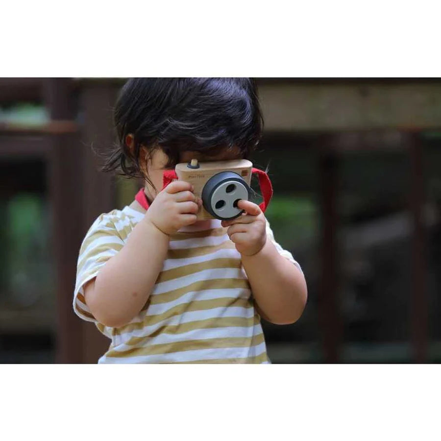 Plan Toys Coloured Snap Camera