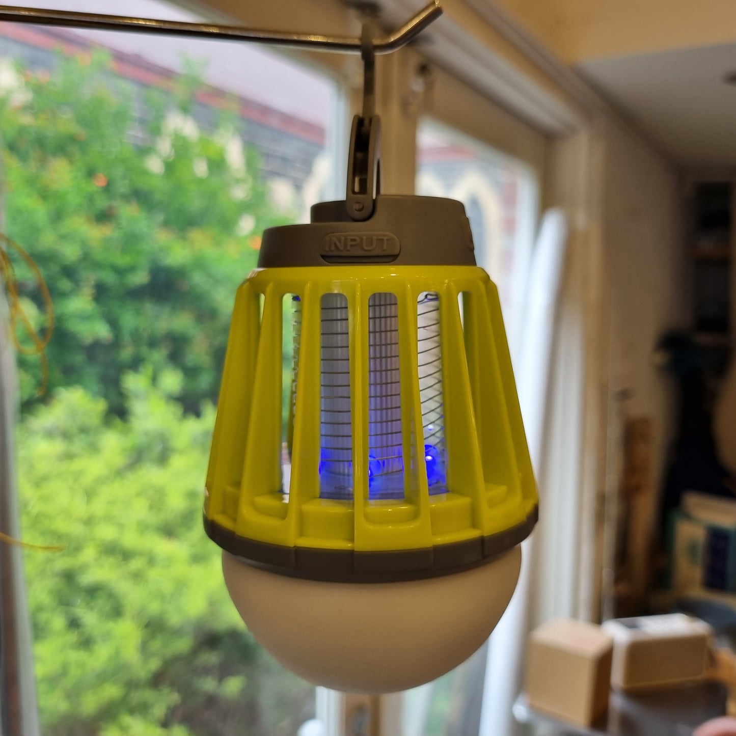 Mosquito Zapper with 180 Lumen LED Lantern